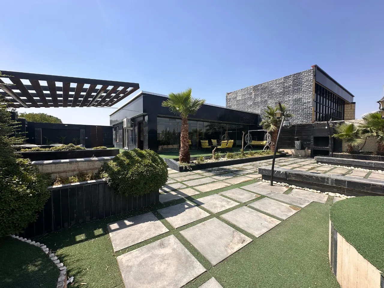 تصویر دوخواب استخردار مدرن رامجین