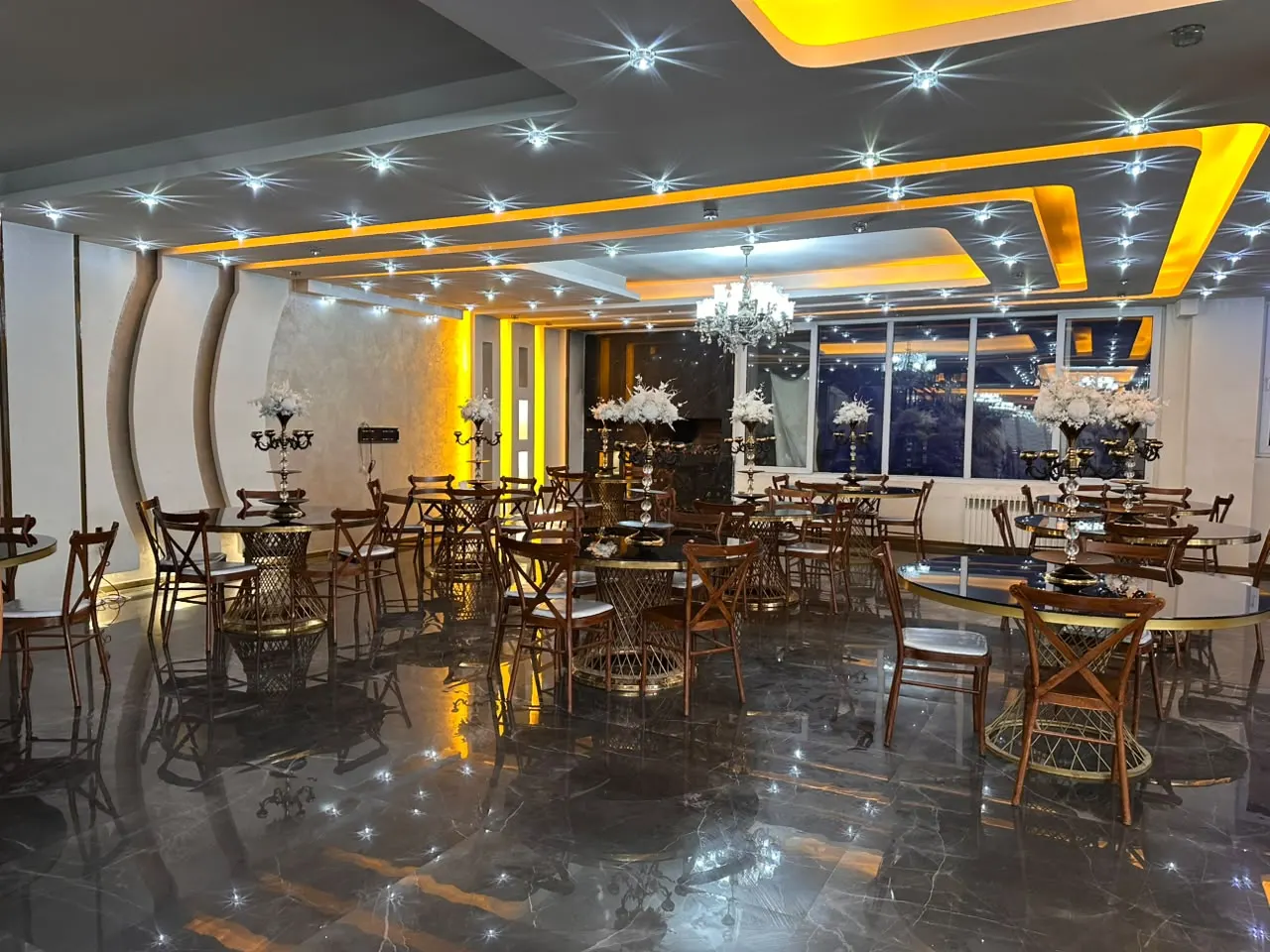 تصویر اجاره عمارت برای جشن و عروسی چهارخوابه