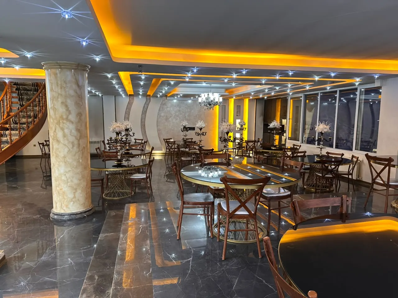 تصویر اجاره عمارت برای جشن و عروسی چهارخوابه